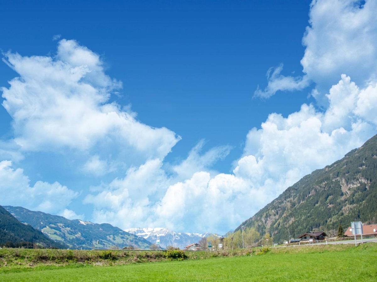 Scenic Apartment In Tirol With Garden Kaltenbach Zewnętrze zdjęcie