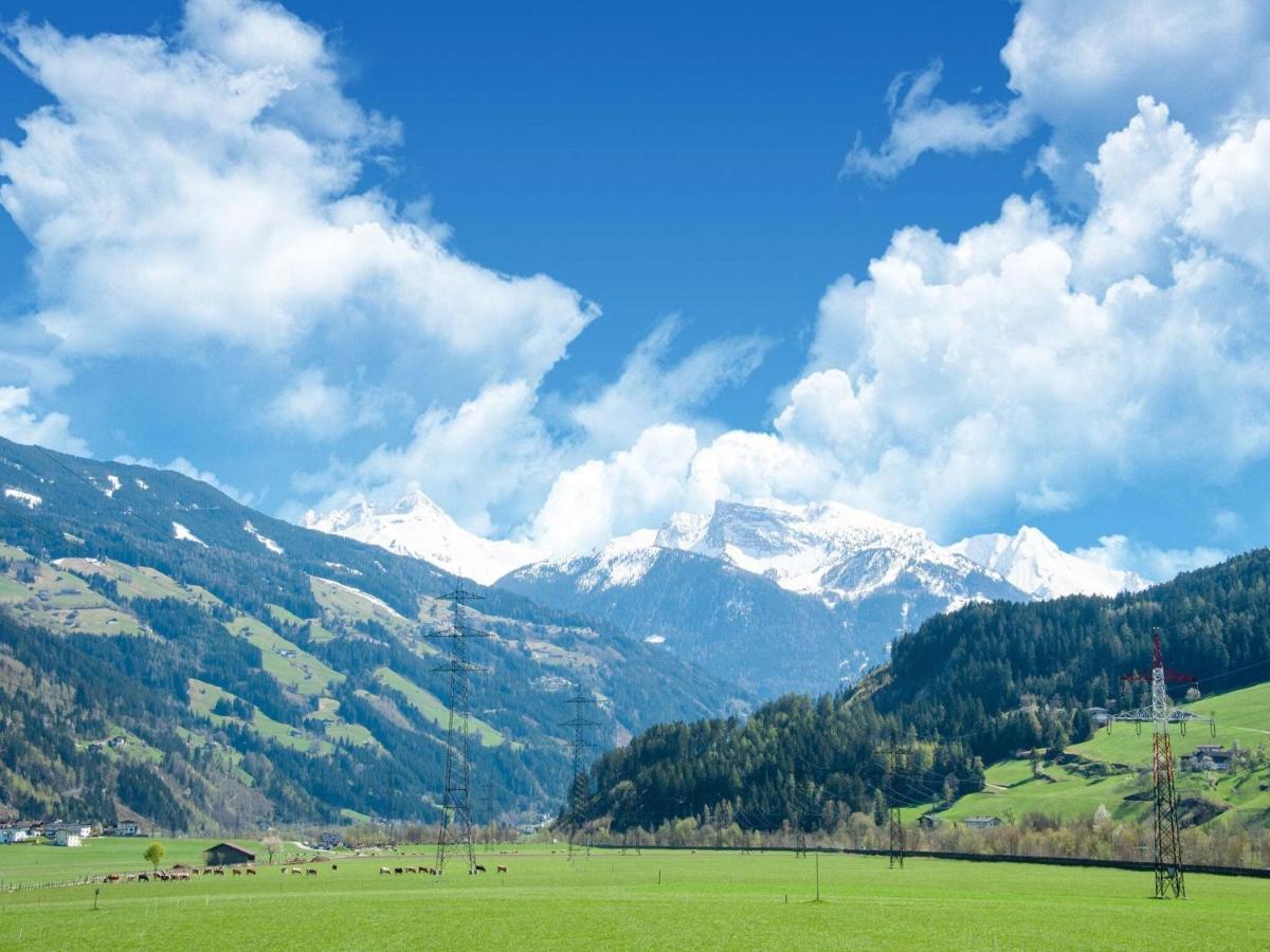 Scenic Apartment In Tirol With Garden Kaltenbach Zewnętrze zdjęcie